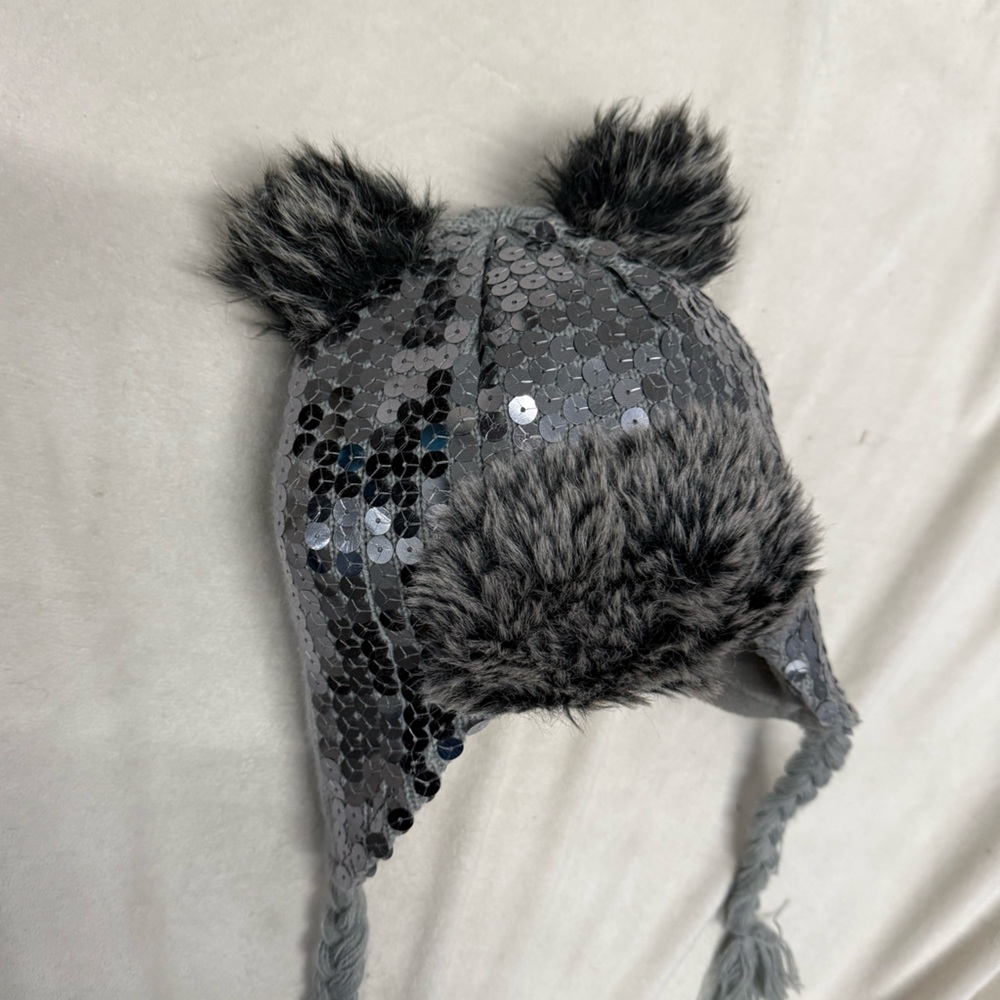 Toby beanie Hat - Picture 2 of 7